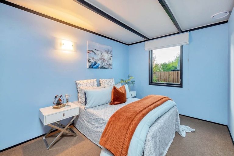 Photo of property in 2/5 Putney Place, Ranui, Auckland, 0612