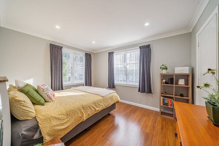 Photo of property in 95 Hine Road, Wainuiomata, Lower Hutt, 5014