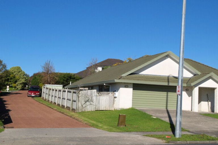 Photo of property in 1/170 Millhouse Drive, Golflands, Auckland, 2013