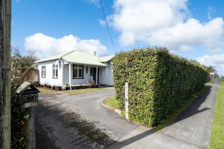 Photo of property in 128 Miranda Street, Stratford, 4332