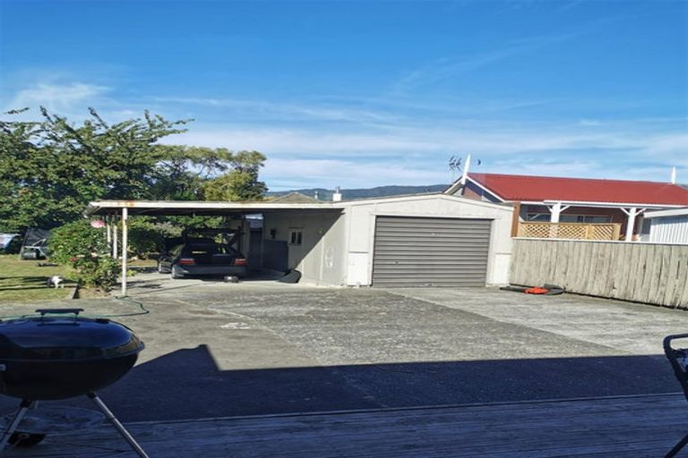 Photo of property in 30 Ebdentown Street, Ebdentown, Upper Hutt, 5018