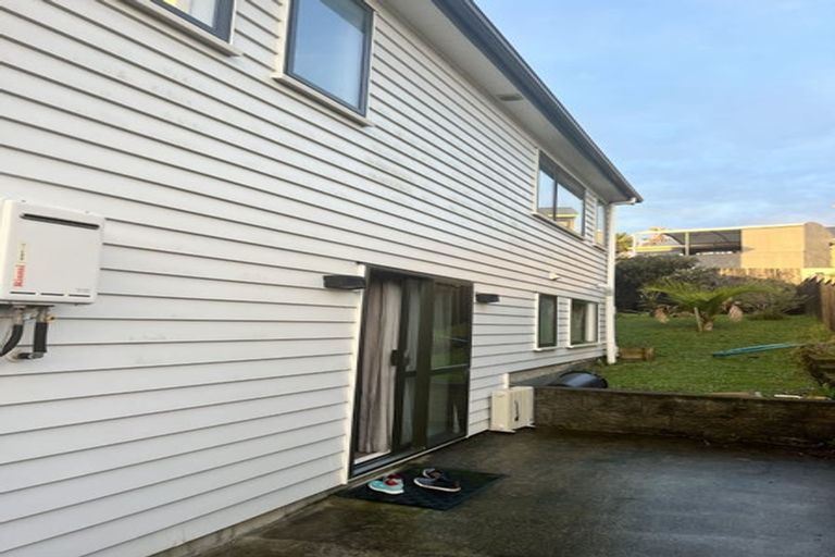 Photo of property in 3 Kahu Close, Orewa, 0931