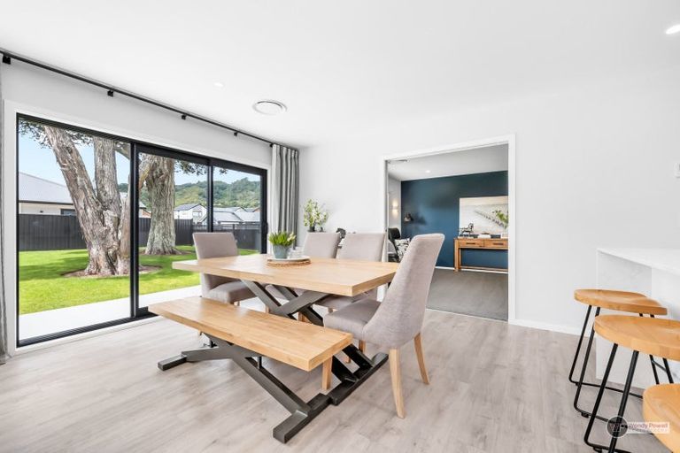 Photo of property in 24 Castletown Street, Wallaceville, Upper Hutt, 5018