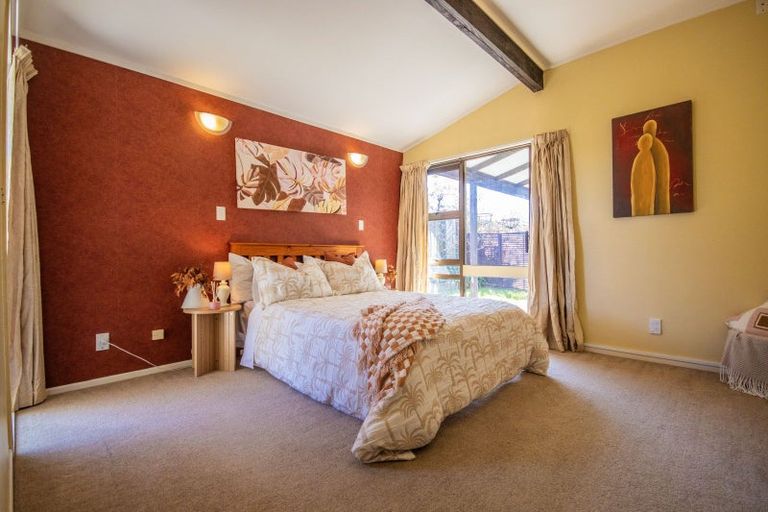 Photo of property in 9 Papawai Place, Milson, Palmerston North, 4414