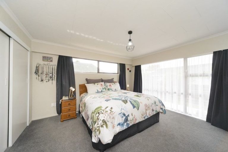 Photo of property in 111 College Street, Awapuni, Palmerston North, 4412
