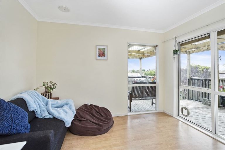 Photo of property in 70 Intrepid Crescent, Beachlands, Auckland, 2018