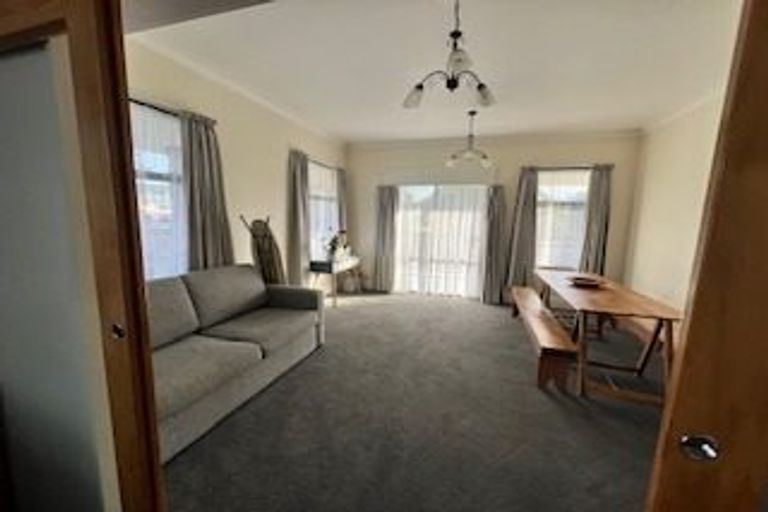 Photo of property in 37 Kemp Street, Kilbirnie, Wellington, 6022