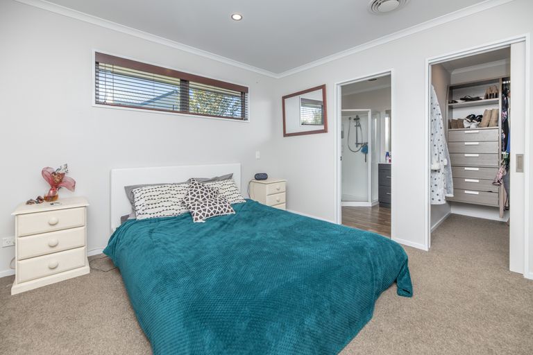 Photo of property in 57 Birchfield Avenue, Dallington, Christchurch, 8061