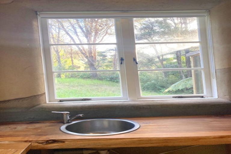 Photo of property in 197 Parker Road, Oratia, Auckland, 0604