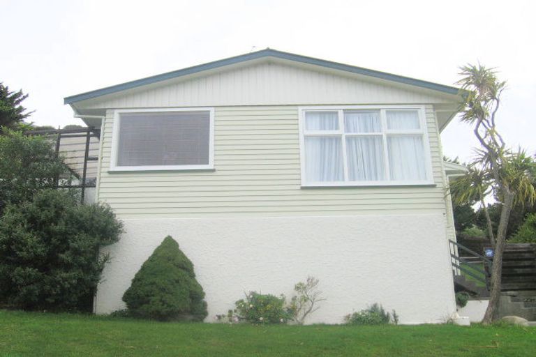 Photo of property in 44 Acacia Avenue, Maungaraki, Lower Hutt, 5010