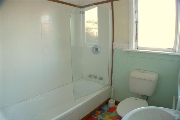 Photo of property in 34 Clyde Street, Roseneath, Port Chalmers, 9023