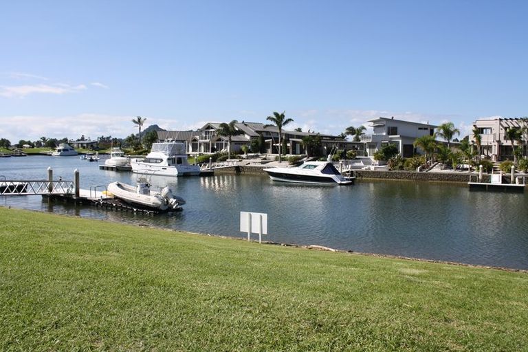 Photo of property in 154 Waterways Parade, Pauanui, Hikuai, 3579