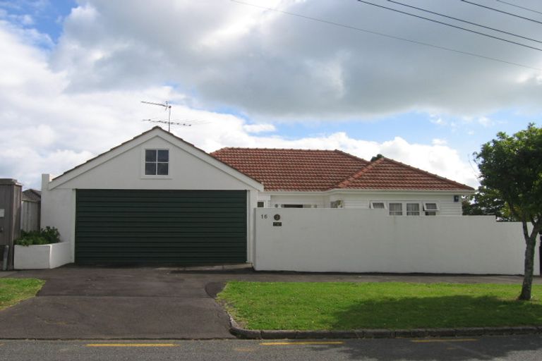 Photo of property in 16a Rawhitiroa Road, Kohimarama, Auckland, 1071