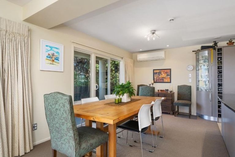 Photo of property in 189 Marine Parade, Mount Maunganui, 3116