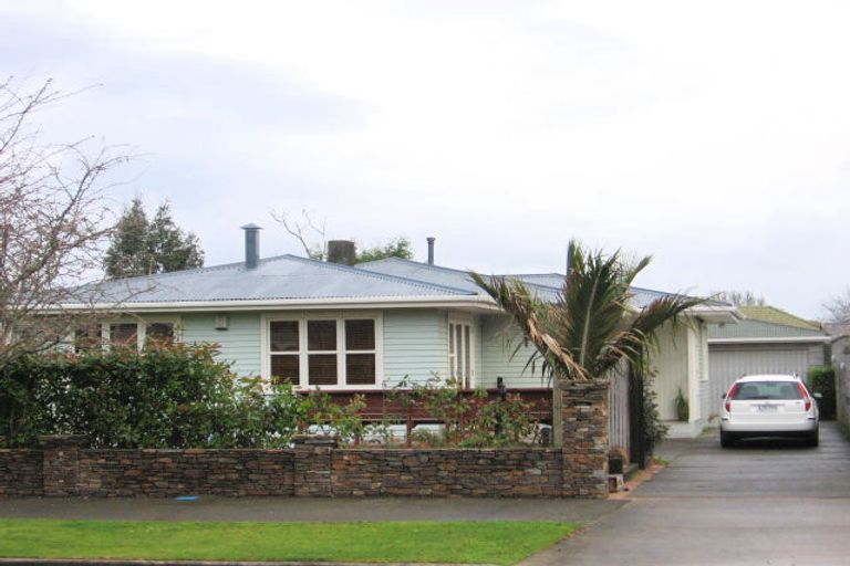 Photo of property in 10 Brightwater Terrace, Terrace End, Palmerston North, 4410