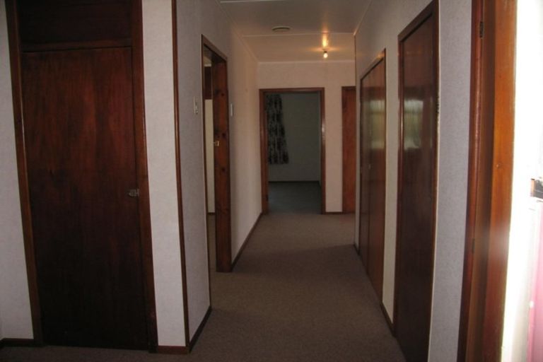 Photo of property in 15 Olivia Street, Stratford, 4332