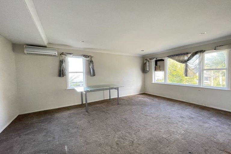 Photo of property in 59 Renoir Street, West Harbour, Auckland, 0618