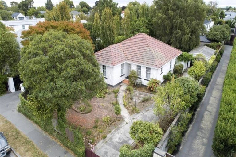 Photo of property in 65 Glandovey Road, Fendalton, Christchurch, 8052