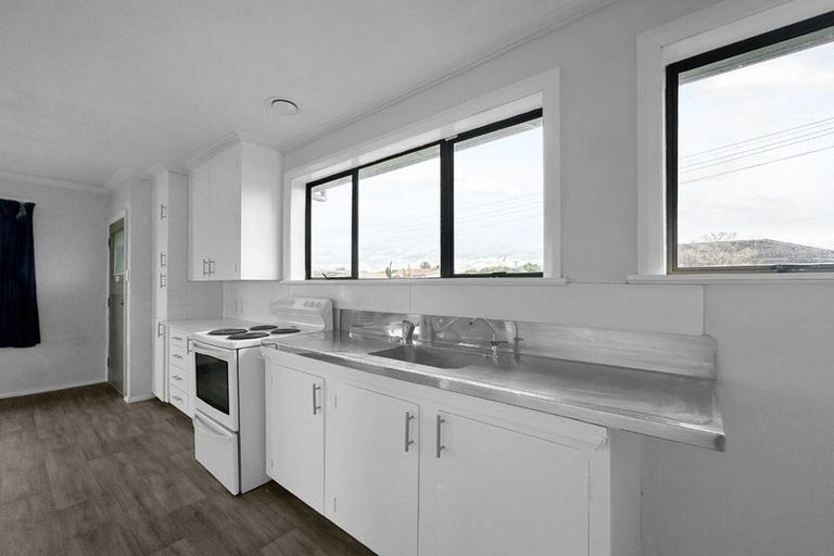 Photo of property in 64 Puriri Street, Gonville, Whanganui, 4501