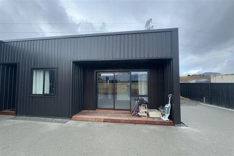 Photo of property in 13b Poolburn Court, Lake Hayes, Queenstown, 9304