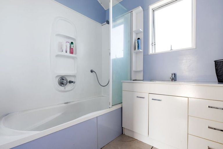 Photo of property in 14 Purcell Place, Melville, Hamilton, 3206