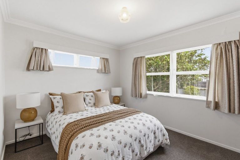 Photo of property in 3 Selwyn Street, Levin, 5510