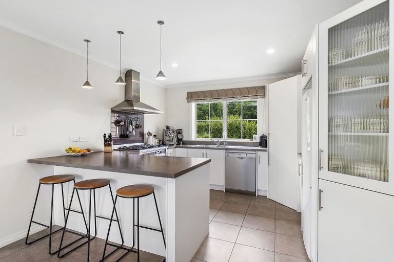 Photo of property in 91 Woodburn Drive, Takapu Valley, Wellington, 5028