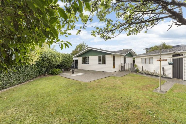 Photo of property in 15 Rennie Avenue, Milson, Palmerston North, 4414