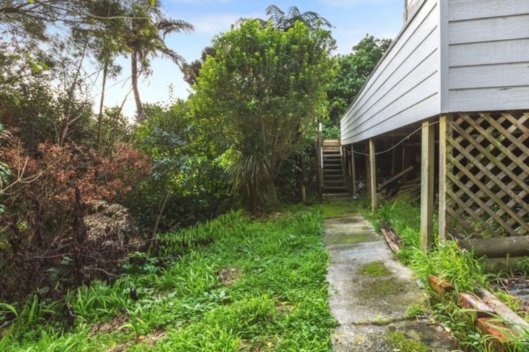 Photo of property in 3 Puketai Place, Pukerua Bay, 5026