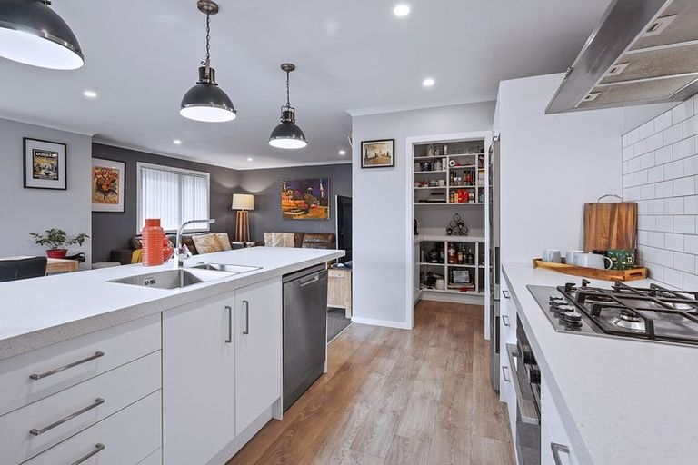 Photo of property in 13 Kimbolton Street, Rototuna North, Hamilton, 3210