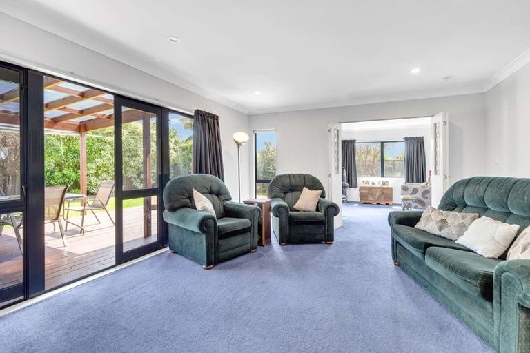 Photo of property in 14a Carthew Street, Feilding, 4702