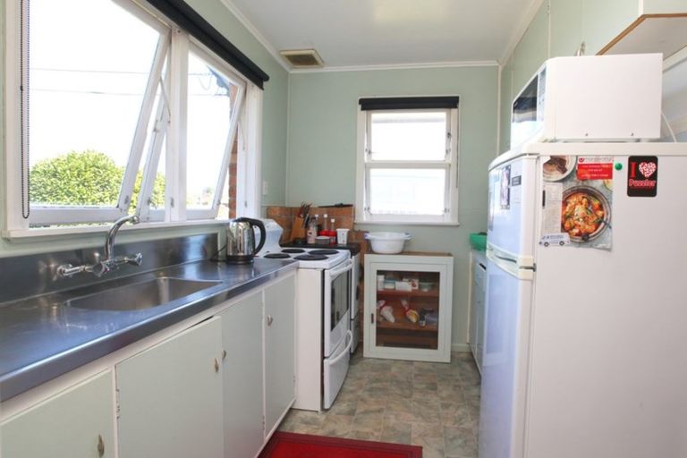 Photo of property in 106 Mount View Road, Melville, Hamilton, 3206