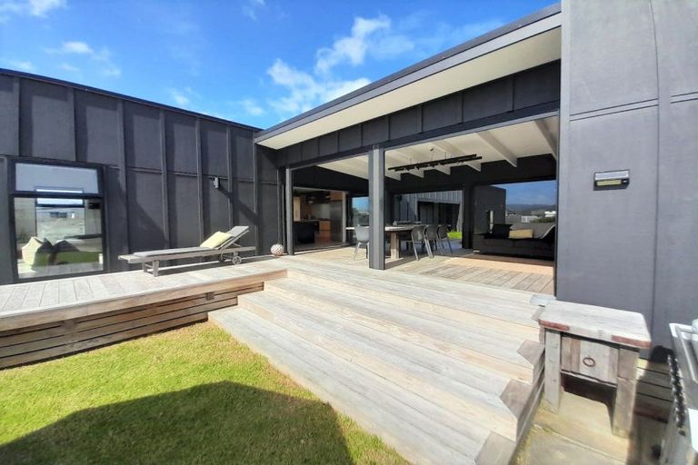 Photo of property in 143 Ngaio Drive, Matarangi, Whitianga, 3592