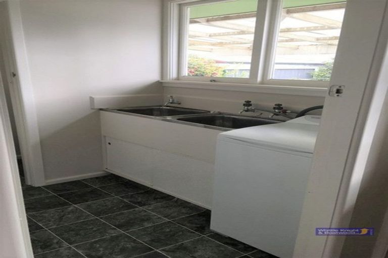 Photo of property in 65 Boston Avenue, Hornby, Christchurch, 8042