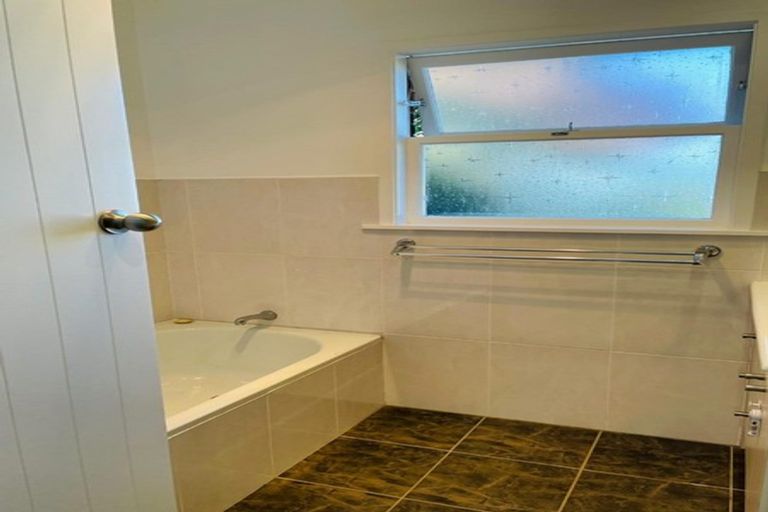 Photo of property in 26 Bexley Place, Pahurehure, Papakura, 2113