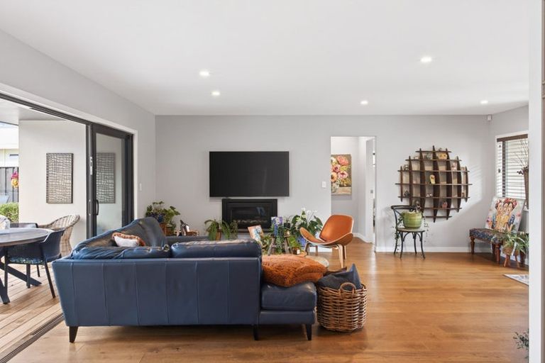 Photo of property in 5 Beach Cove, Wainui, Gisborne, 4010