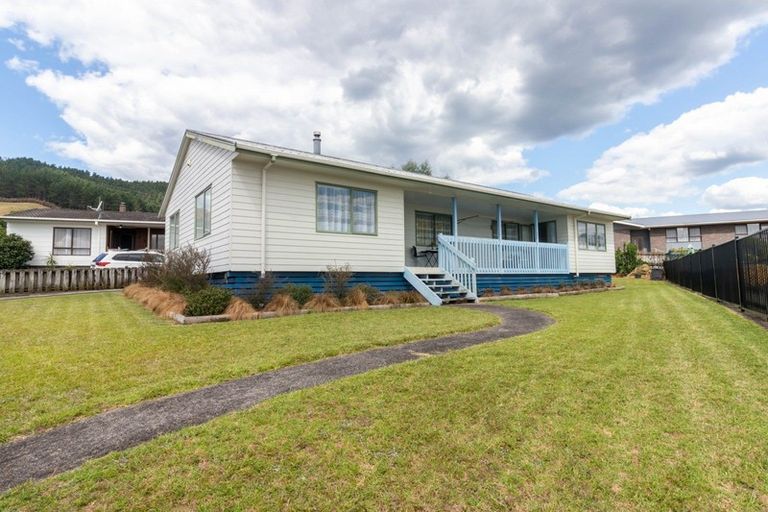 Photo of property in 16 Keepa Avenue, Paeroa, 3600