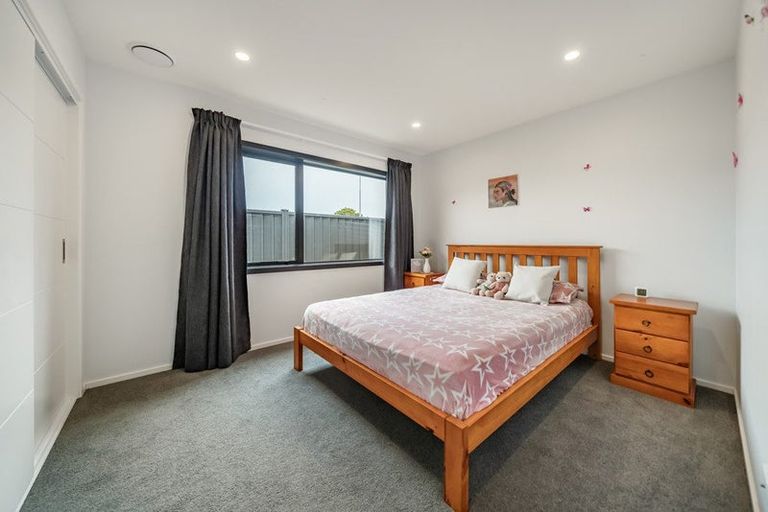 Photo of property in 15 Cynisca Crescent, Wallaceville, Upper Hutt, 5018