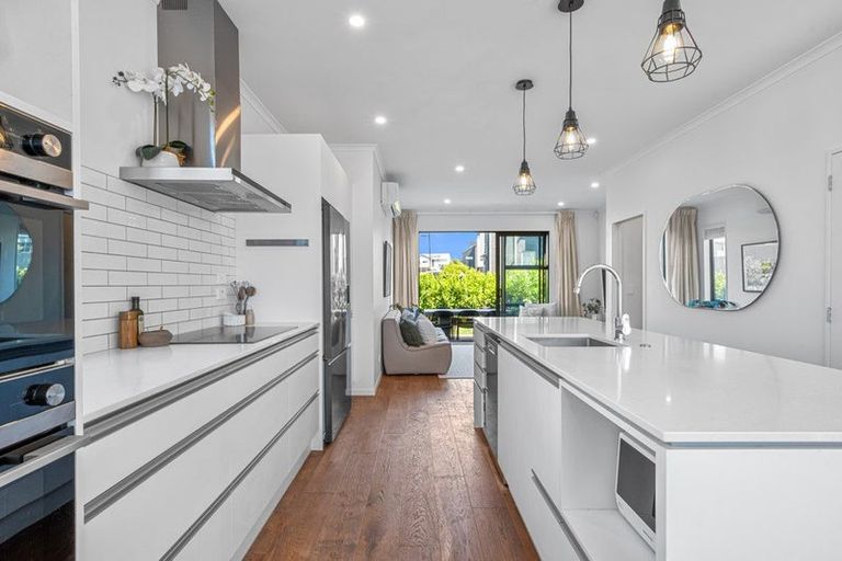 Photo of property in 17 Waenganui Road, Hobsonville, Auckland, 0616