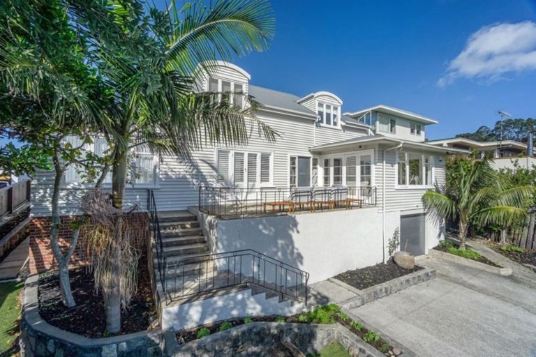 Photo of property in 7 Hauraki Road, Hauraki, Auckland, 0622