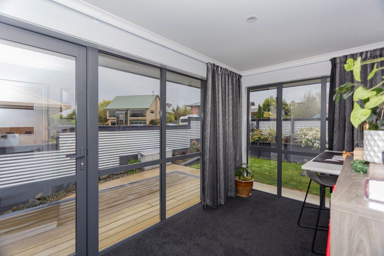 Photo of property in 13 Grove Avenue, Weston, Oamaru, 9401