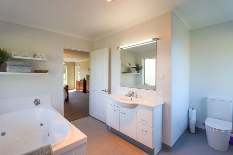 Photo of property in 72 Jellicoe Street, Oceanview, Timaru, 7910