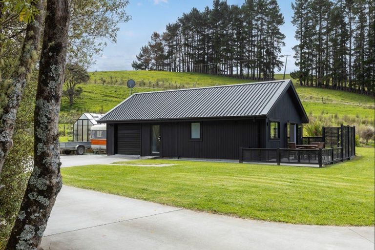 Photo of property in 163 Pukapuka Road, Pohuehue, Warkworth, 0983