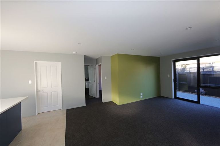 Photo of property in 1/137 Maidstone Road, Ilam, Christchurch, 8041