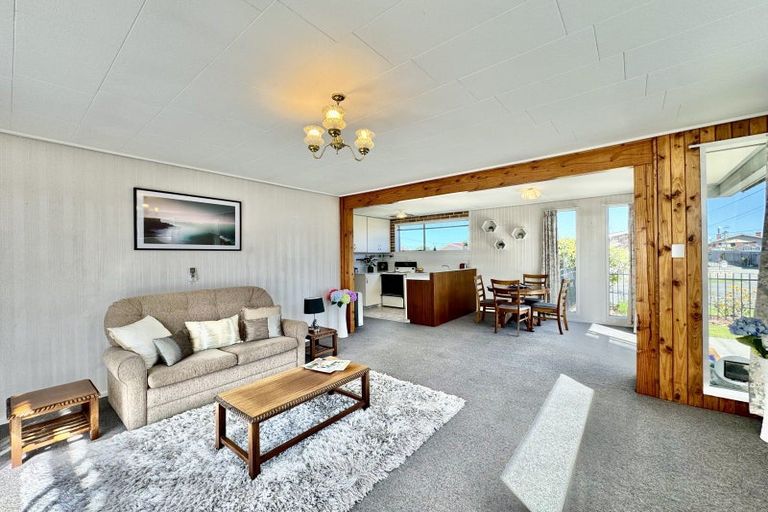 Photo of property in 37a-b Puriri Street, Highfield, Timaru, 7910