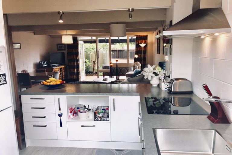 Photo of property in 2/18 Cox Street, Merivale, Christchurch, 8014