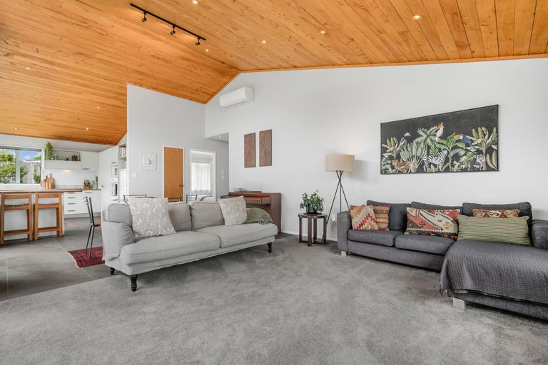 Photo of property in 25a Mareretu Avenue, Patumahoe, Pukekohe, 2679