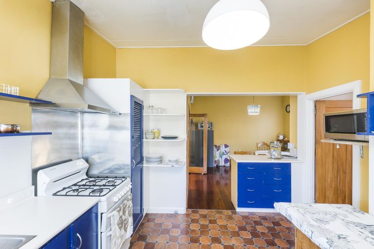 Photo of property in 18 Bryant Street, Takaro, Palmerston North, 4412