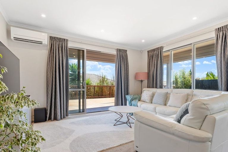 Photo of property in 29 Discovery Drive, Gulf Harbour, Whangaparaoa, 0930