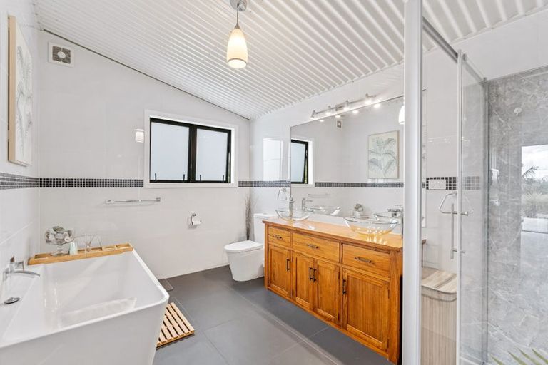 Photo of property in 175 Te Toiroa Road, Ngunguru, Whangarei, 0173